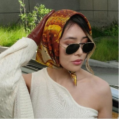 バンダナスカーフ