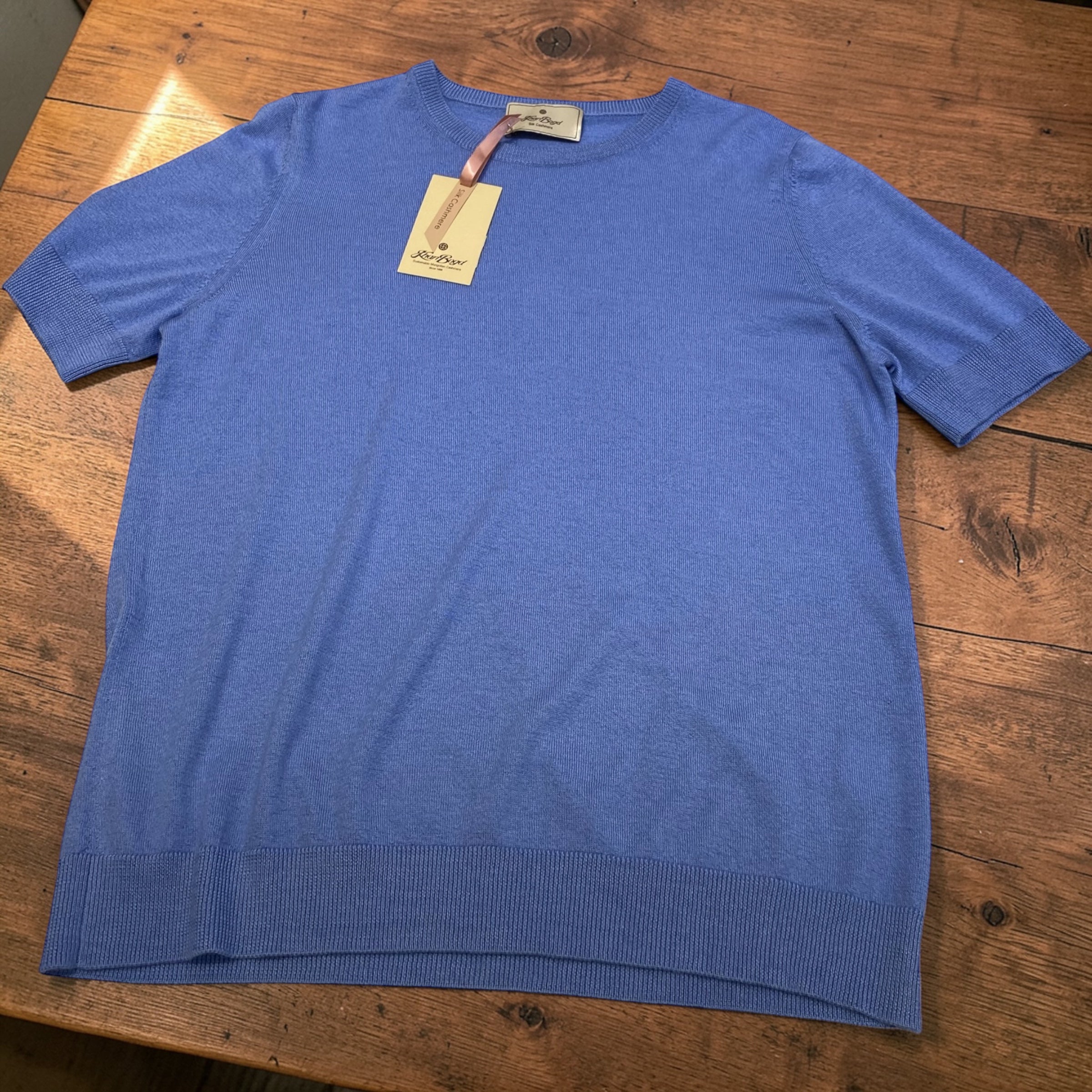 シルクカシミア半袖クルーネックニット